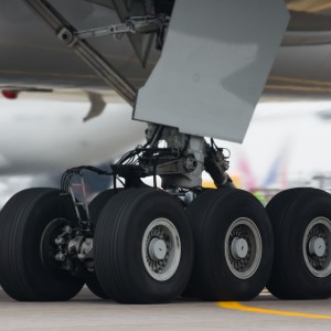 Boeing 777-300 chassis